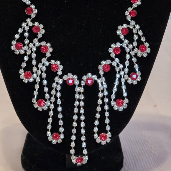 Red Glass Rhinestones Bib Drape Necklace And Earring Set Statement Party Luxury - Picture 4 of 12
